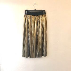 Forever 21 gold skirt